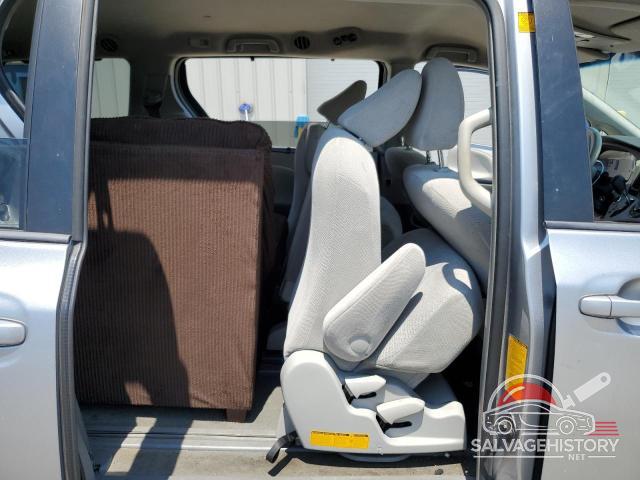 5TDKK3DC1CS239132 2012 TOYOTA All Models photo no. 11