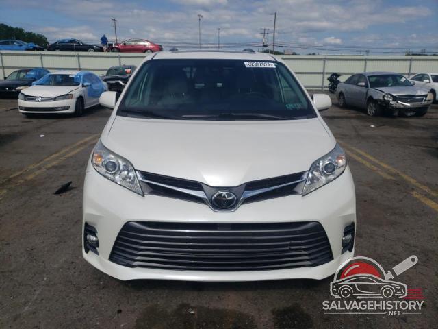 5TDYZ3DC1KS006825 2019 TOYOTA All Models photo no. 5