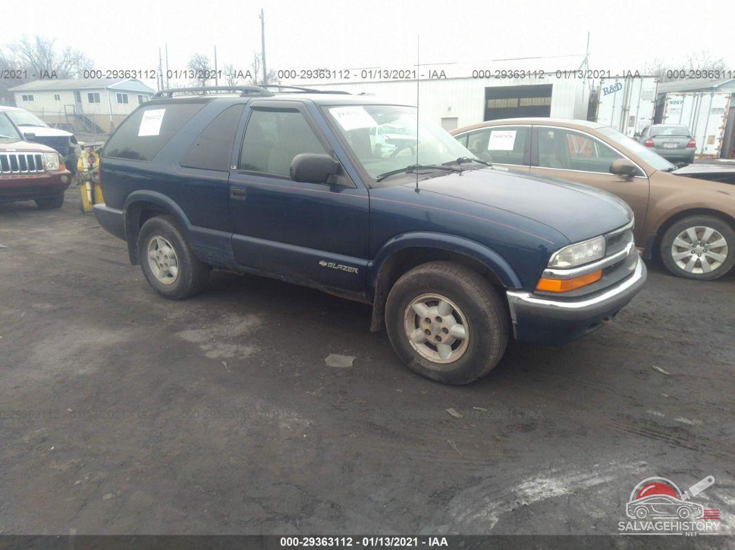 1GNCT18W7YK295656 2000 CHEVROLET BLAZER photo no. 9