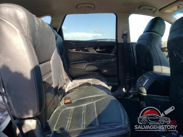 5XYPH4A15HG215868 2017 KIA SORENTO photo no. 11