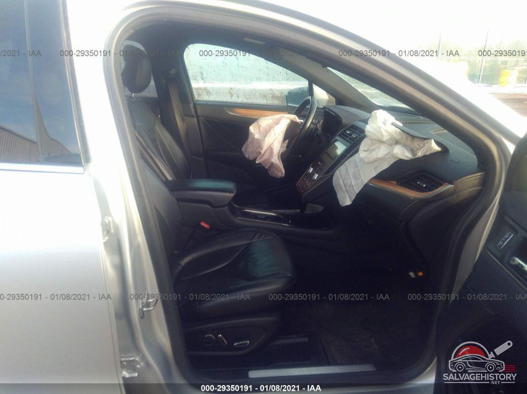 5LMCJ2D91GUJ08024 2016 LINCOLN MKC photo no. 5