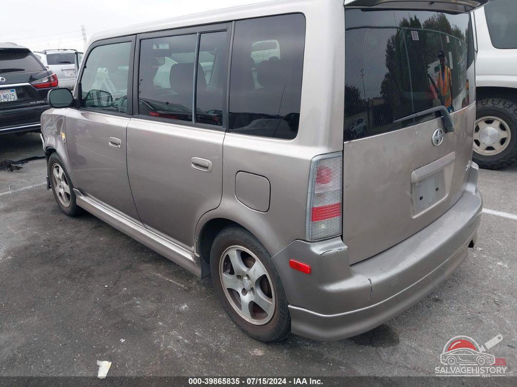 JTLKT324240155404 2004 SCION XB photo no. 3