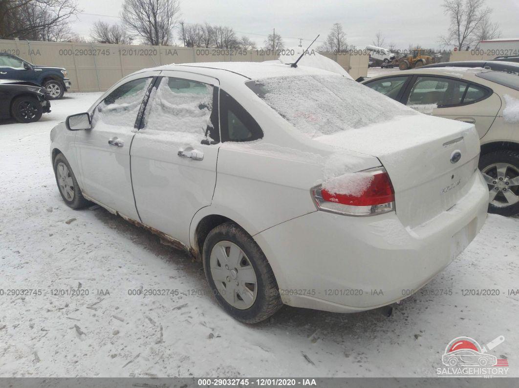 1FAHP34N88W234777 2008 FORD FOCUS photo no. 3