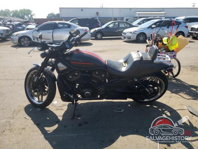 1HD1HHH14CC801699 2012 HARLEY-DAVIDSON VRS photo no. 3