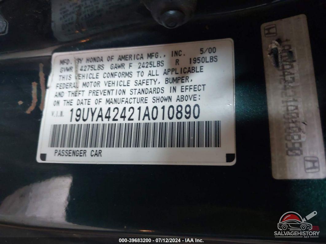 19UYA42421A010890 2001 ACURA CL photo no. 9
