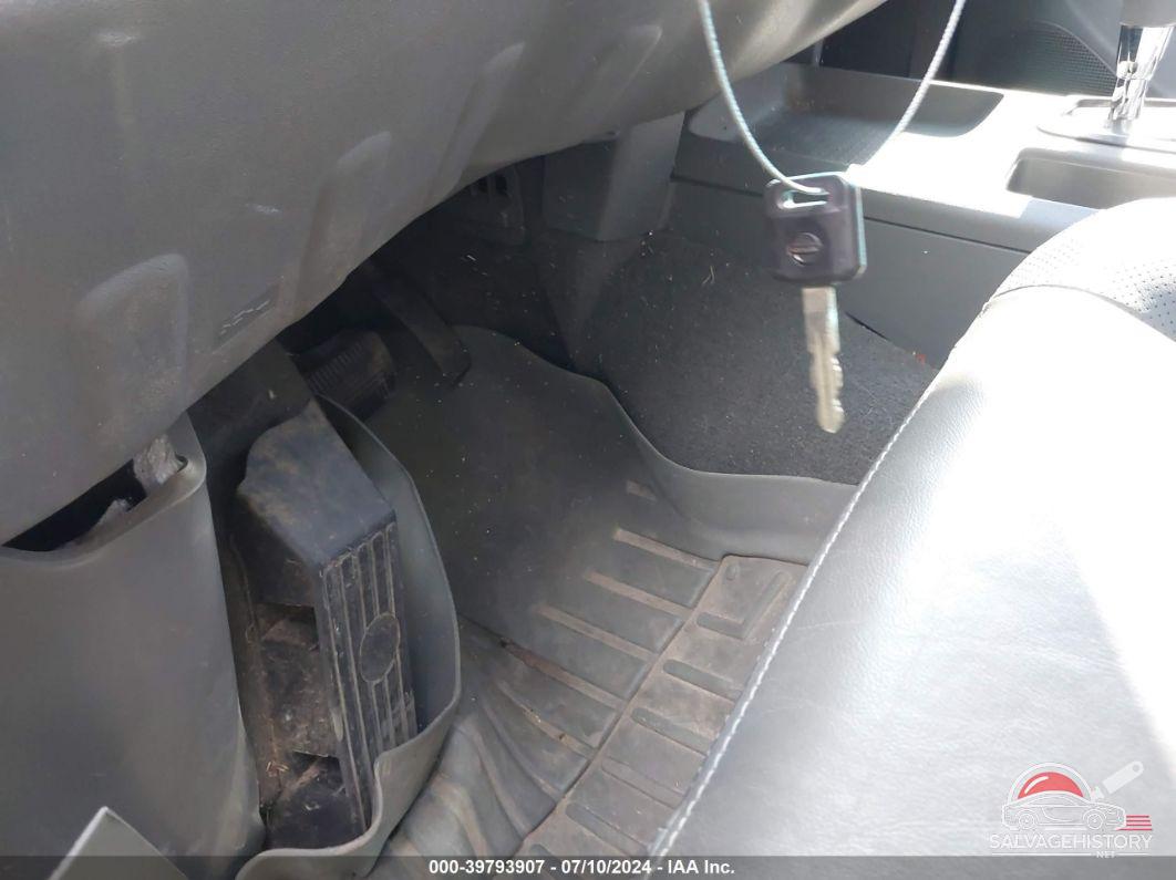 1N6AD07U78C414689 2008 NISSAN FRONTIER photo no. 11