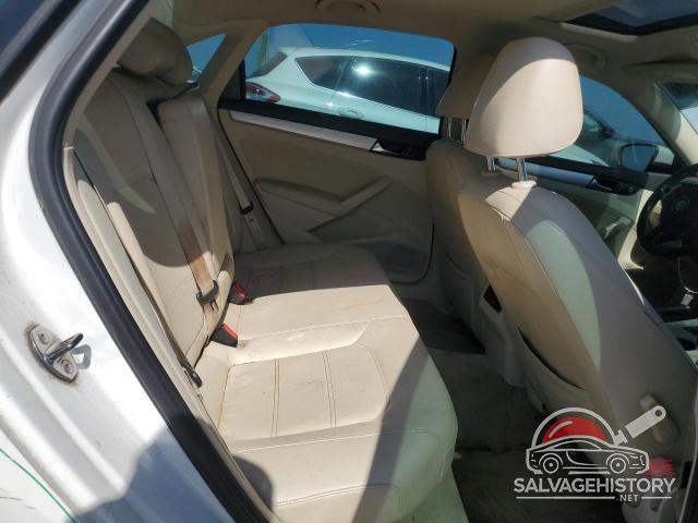 1VWBH7A30DC057643 2013 VOLKSWAGEN PASSAT photo no. 10