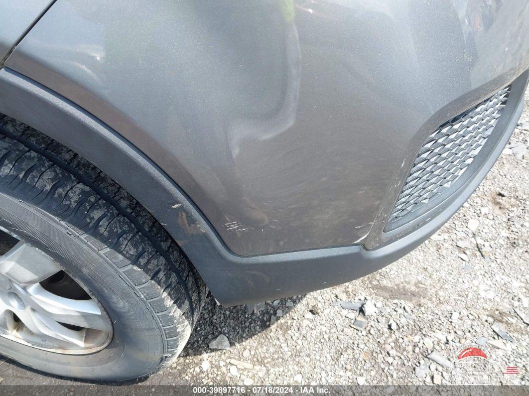 5XYKTCA15BG025434 2011 KIA SORENTO photo no. 6