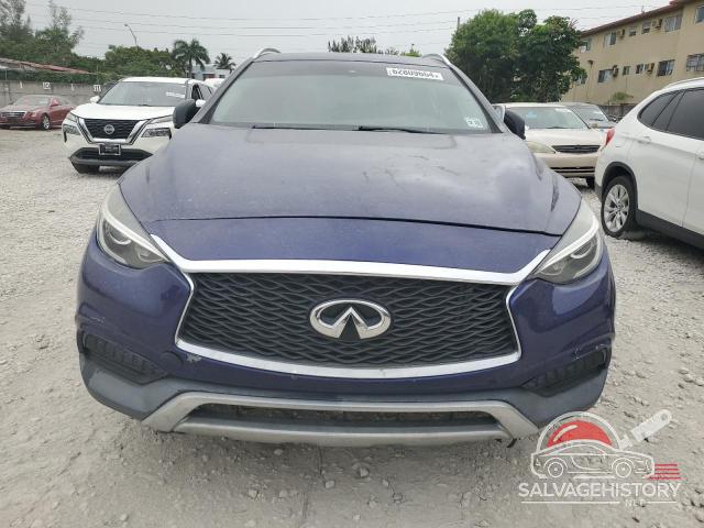 SJKCH5CR9HA035085 2017 INFINITI QX30 photo no. 5