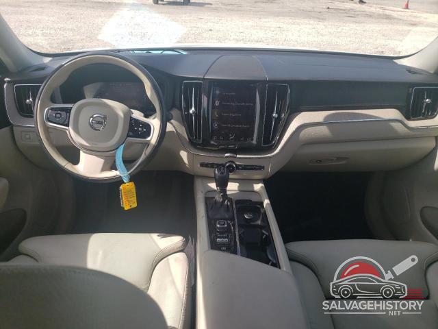 YV4102RL9J1023962 2018 VOLVO XC60 photo no. 8