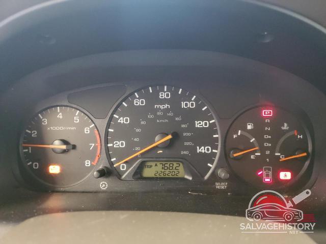 1HGCG564XWA213266 1998 HONDA ACCORD photo no. 9