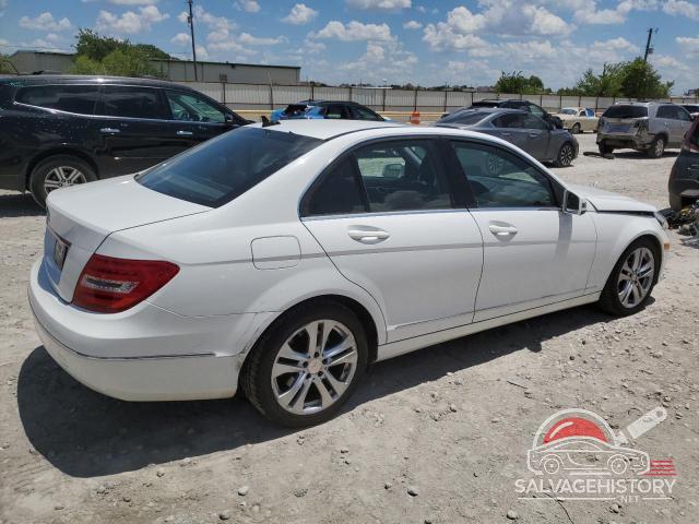 WDDGF4HB7DR268111 2013 MERCEDES-BENZ C-CLASS photo no. 3