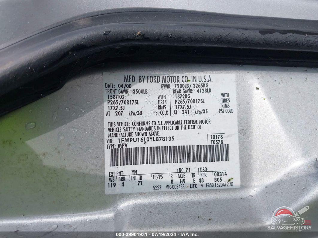 1FMPU16L0YLB78135 2000 FORD EXPEDITION photo no. 9