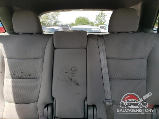 5XYKTDA25BG087981 2011 KIA SORENTO photo no. 10
