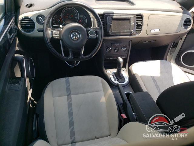 3VW5DAAT8JM502890 2018 VOLKSWAGEN BEETLE photo no. 8