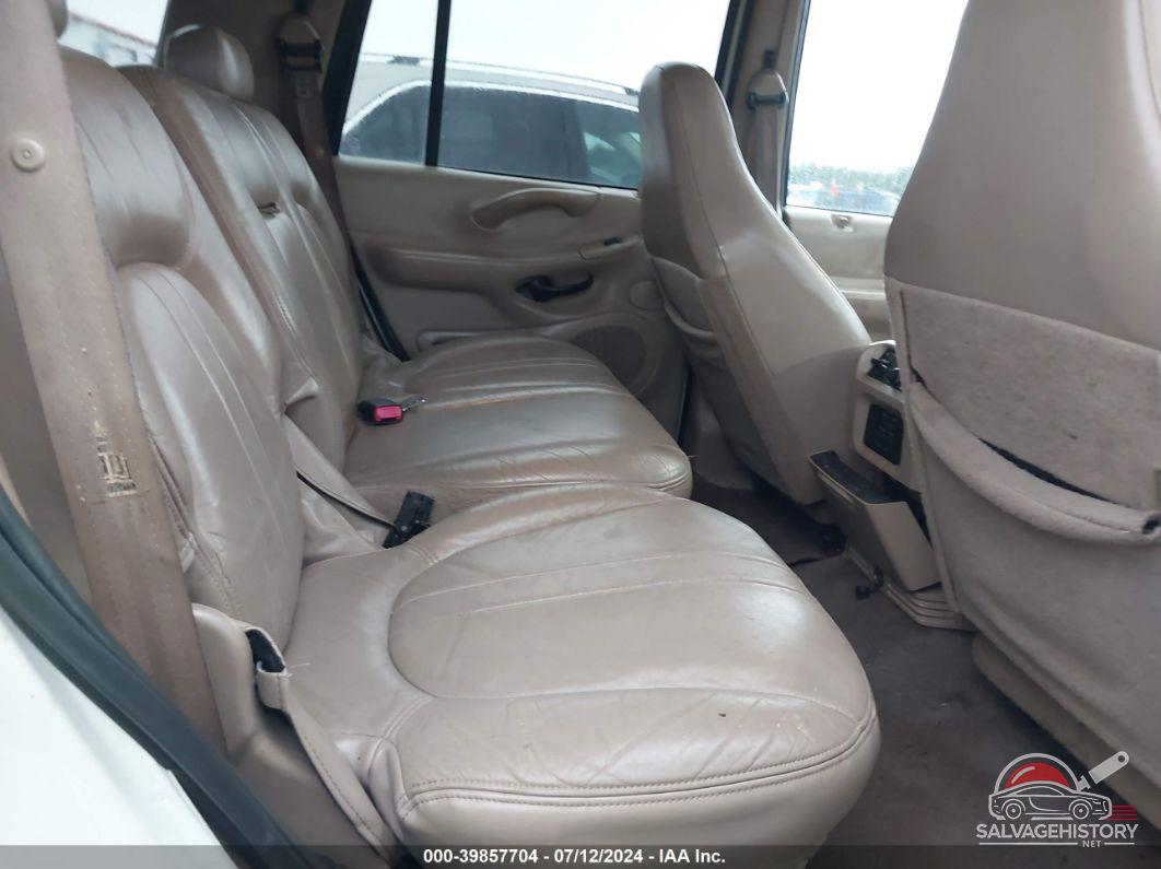 1FMFU18L51LB20391 2001 FORD EXPEDITION photo no. 8