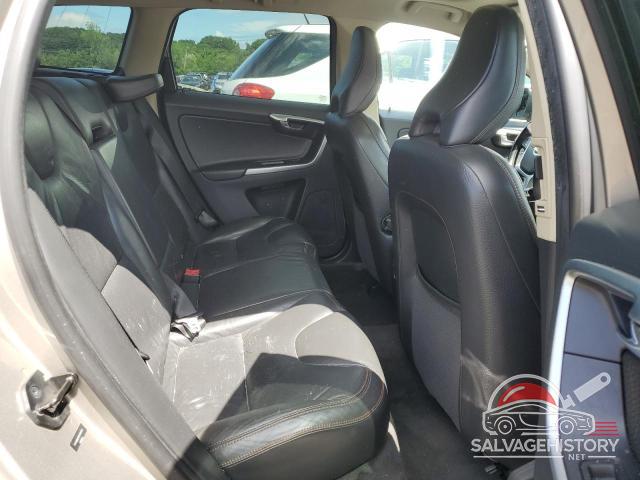 YV4902DZ3B2180476 2011 VOLVO XC60 photo no. 10
