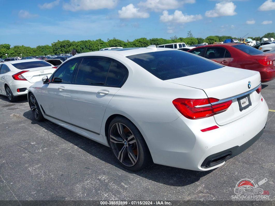 WBA7E2C58JG741862 2018 BMW 740 photo no. 3