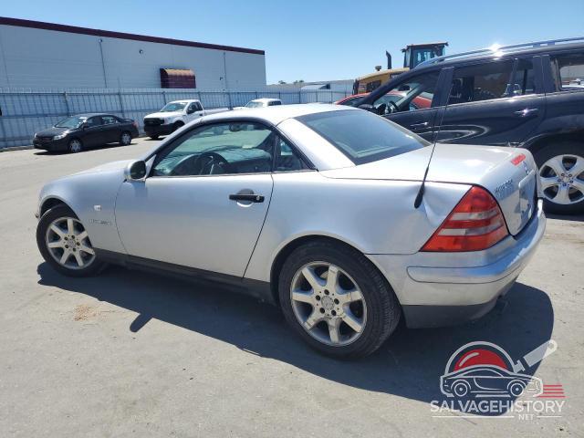 WDBKK47F1YF159153 2000 MERCEDES-BENZ SLK-CLASS photo no. 2