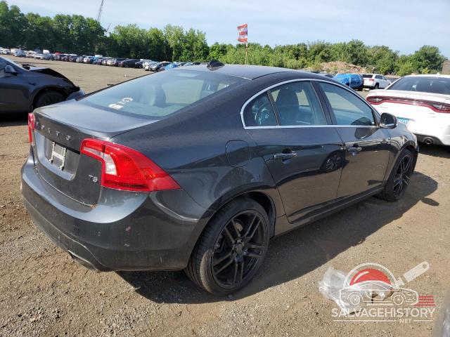 YV126MFK6F1360989 2015 VOLVO S60 photo no. 3