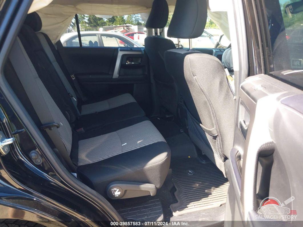 JTEEU5JR5P5304177 2023 TOYOTA 4RUNNER photo no. 8