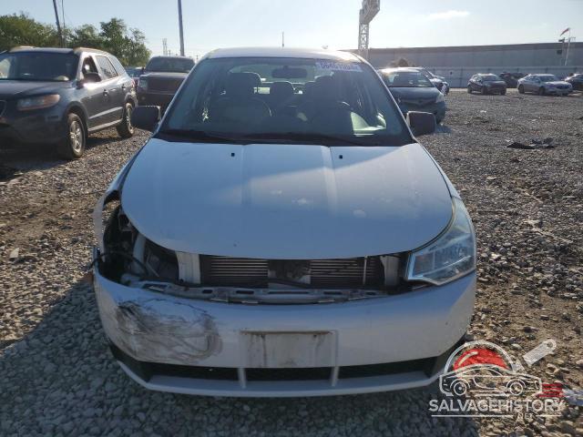 1FAHP3FN0BW161702 2011 FORD FOCUS photo no. 5