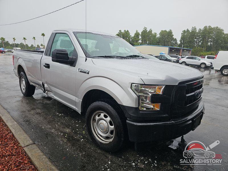 1FTMF1C81HKD13064 2017 FORD F150 photo no. 2