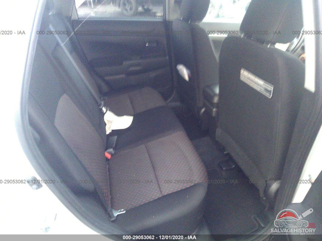 JA4AR3AU9JU010057 2018 MITSUBISHI OUTLANDER SPORT photo no. 8