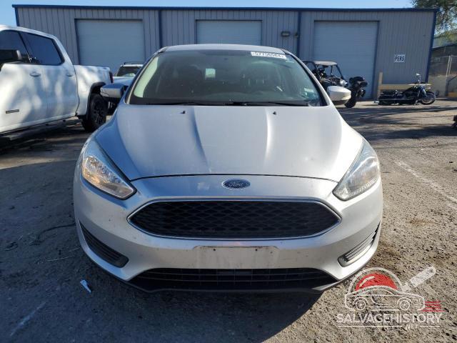 1FADP3K20HL216279 2017 FORD FOCUS photo no. 5